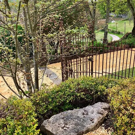 La Maison D'alice Couette-café 3*