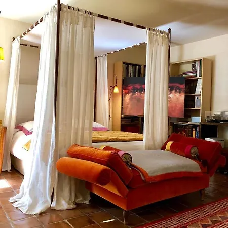 La Maison D'alice * Vezac (Dordogne)