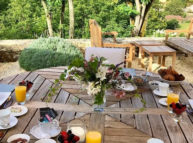 La Maison D'alice Bed & Breakfast 3*